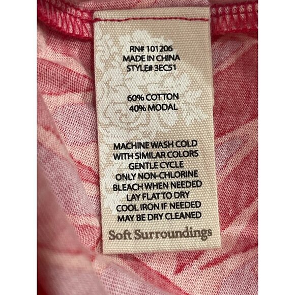 Soft Surroundings Petite Medium Red/Purple/Orange Tropical Print Cap-Sleeve Shir - Picture 3 of 5